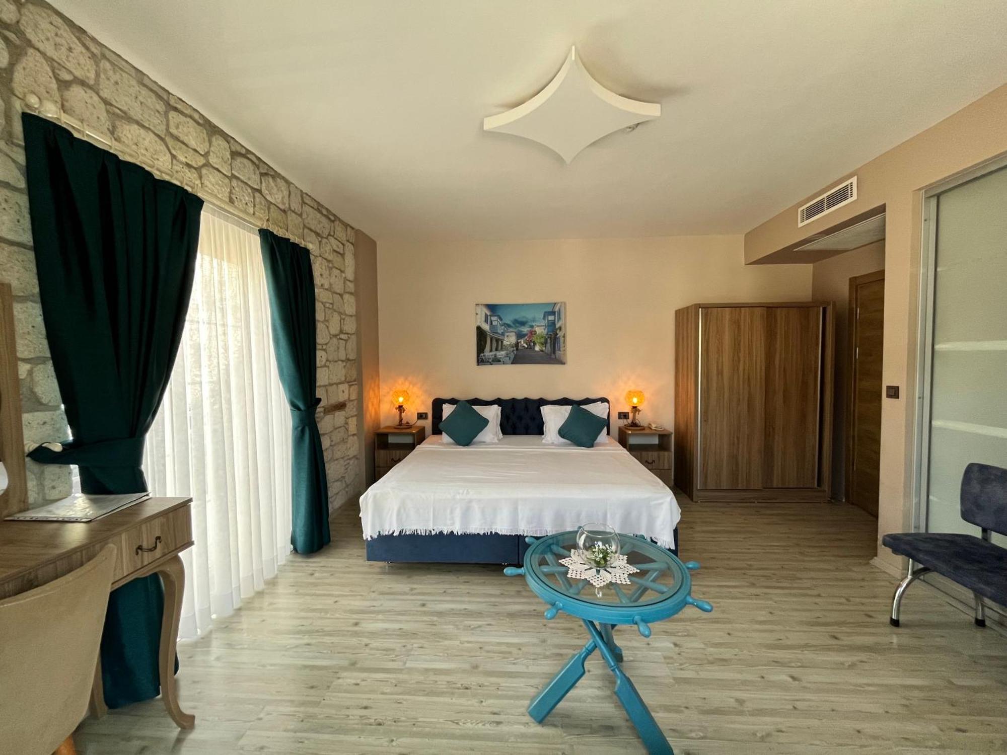 F&G Butik Hotel Alacatı Ruang foto