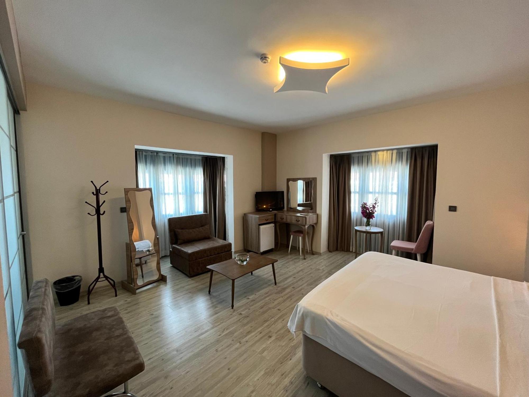 F&G Butik Hotel Alacatı Ruang foto
